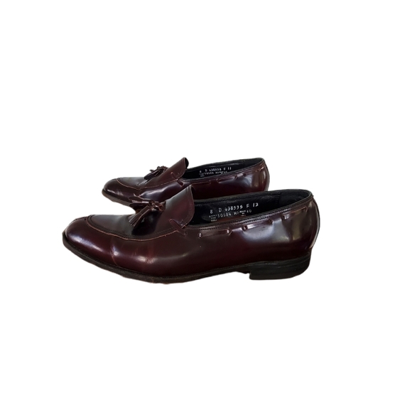 Florsheim Men's 8D Leather Tassel Wing Tip Almond Toe Dress Shoes - Picture 5 of 13